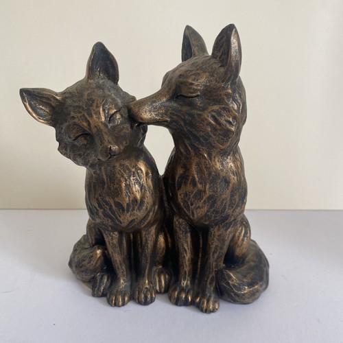 Home friends two fox - two,