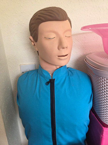 Cpr training torso manikin - cpr,