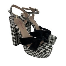 Betsey Johnson Shoes Womens