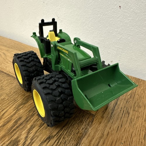Ertl john deere - monster, treads