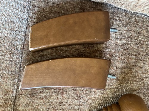 Sofa legs with - legs, shells