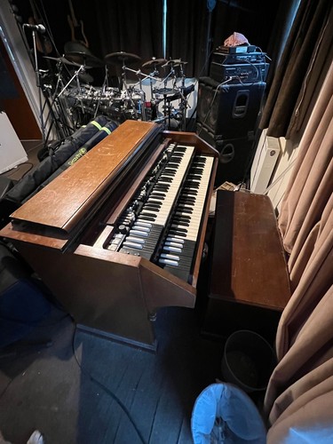 1963 hammond organ - c3,