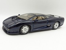 Maisto Jaguar XJ220 1992 Model DARK BLUE