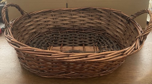 Vintage style handwoven oval - vintage-style,