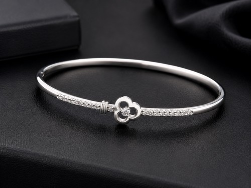 Silver tone clover crystal - silver,
