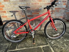 Islabikes Beinn 20 Red in Very