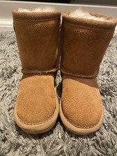 Brand New Baby Girl Size 5-6 Fur Lined Above Ankle Ugg Boots