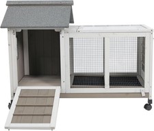Petscosset 2 Story Outdoor