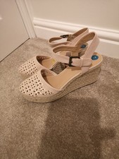 Skechers Women's Size 8 Sandal