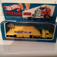 Vintage 1980 Hot Wheels Steering Rigs GMC Truck & GRAIN TRAILER United boxed