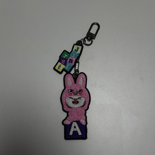 Stray kids hyunjin toyworld - stray,