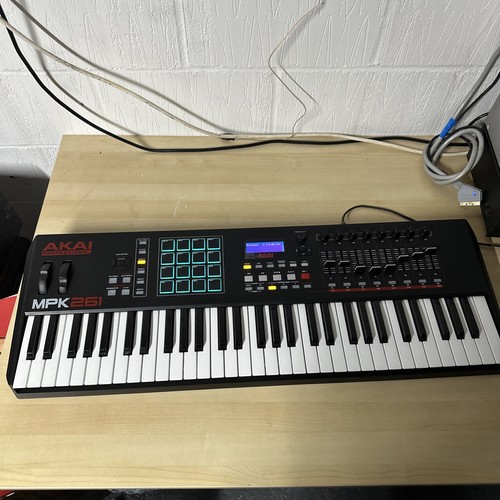 Akai mpk261 usb midi keyboard - mpk261,