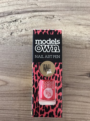 Models own nail - models, art
