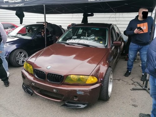 Bmw e46 sedan fenders - fenders, bumpers
