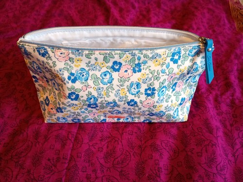 Pretty medium sized - medium,