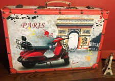 VESPA PARIS WOODEN FRAMED SUITCASE STYLE STORAGE BOX WITH EIFFEL TOWER KEYRING