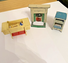 ZC173L:  Vintage Diecast  Taylor & Barrett Fireplace & New World  Style Cooker