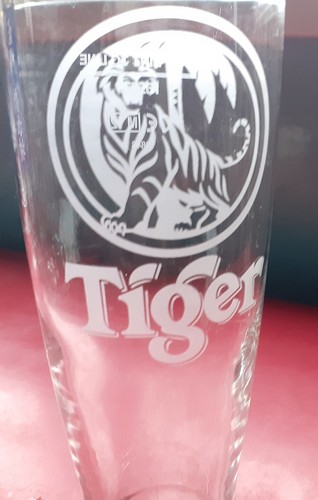 Tiger beer half pint glass - tiger,