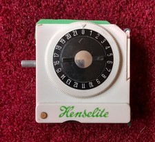 Vintage Henselite Bowls