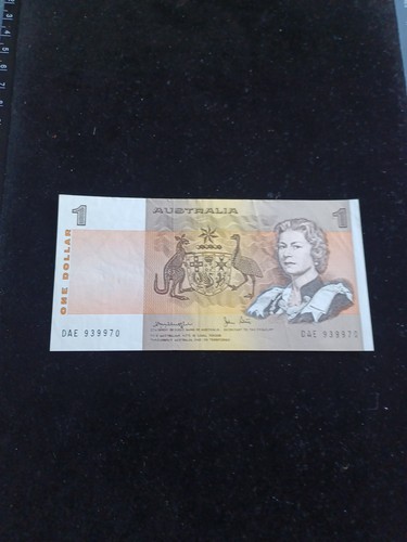Australian note 1982 - australian,