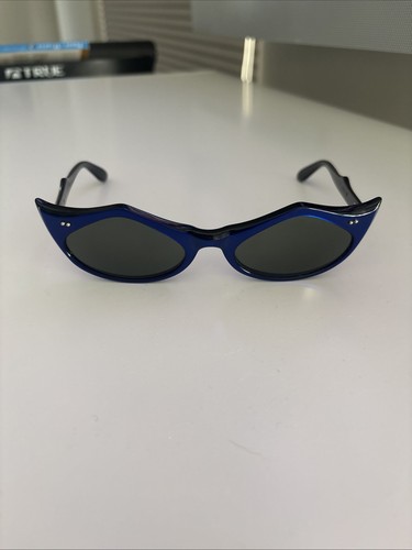 1960 vintage ray - ban, ladies