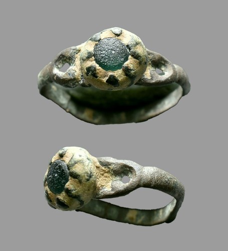Crusader period gemstone ring - period,