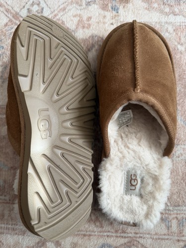 Ugg slippers kids size 2 - slippers,