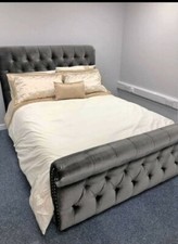 STUNNING CHESTERFIELD SLEIGH