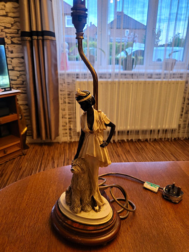 Vintage retro figurine table - vintage/retro,