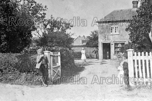 Lfd house and - gates,, upham