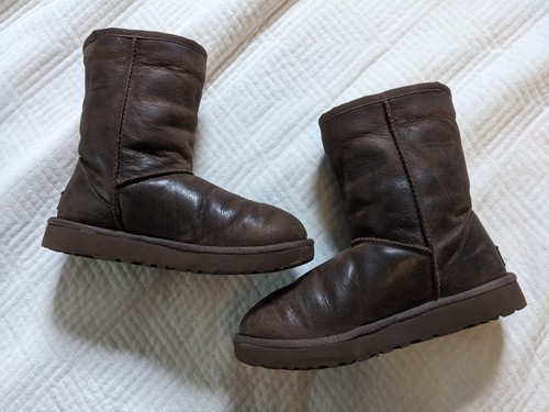 Ugg classic short - short, leather