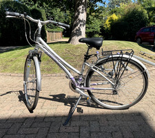 Claud Butler Odyssey. Ladies 15" frame. Full suspension. 21sp Shimano Gears.