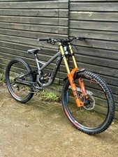 Saracen Myst Downhill Bike