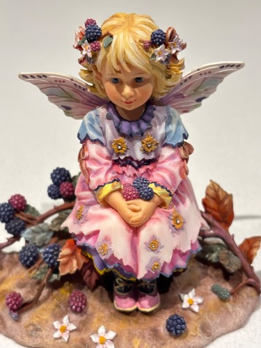 Brambley hedge faerie - hedge, by