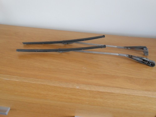 Rover chrome wiper arms and - p6,