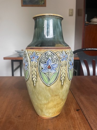 Royal doulton lambeth - royal,