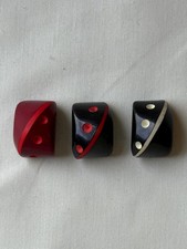 3 vintage  bakelite buttons - with line and three dots