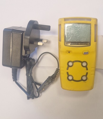Microclip gas detector - bw, x3