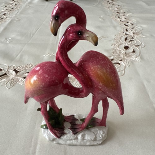 Flamingo statue with aruba - flamingo,