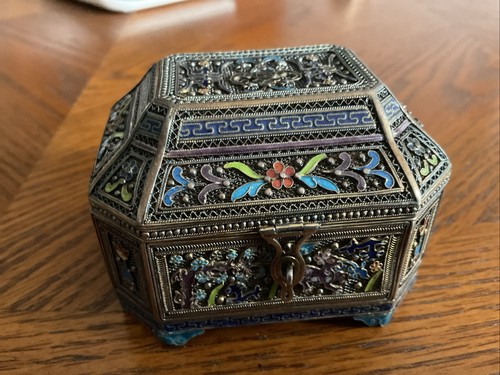 Vintage chinese trinket - vintage,
