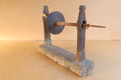 Antique early primitive - early,