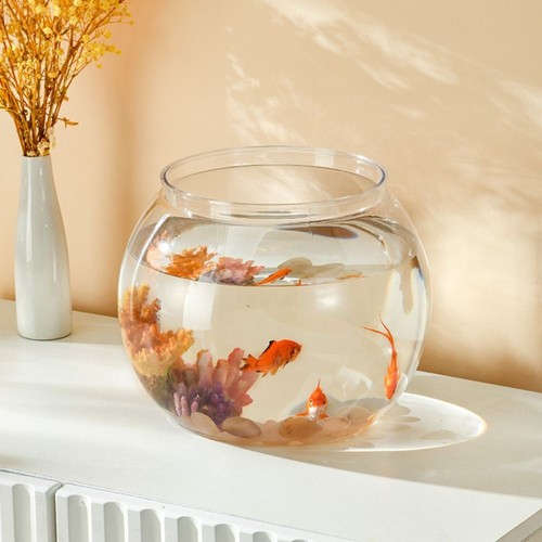 Clear round plastic aquarium - clear,