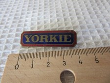YORKIE CHOCOLATE RARE VINTAGE PIN BADGE  (# 63)