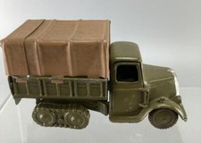 BRITAINS #1433 ARMY COVERED LORRY 1:32 SCALE CATERPILLAR 2 WHEELS SHORT & DRIVER