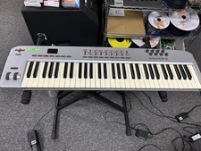 M Audio Oxygen 61 Keyboard