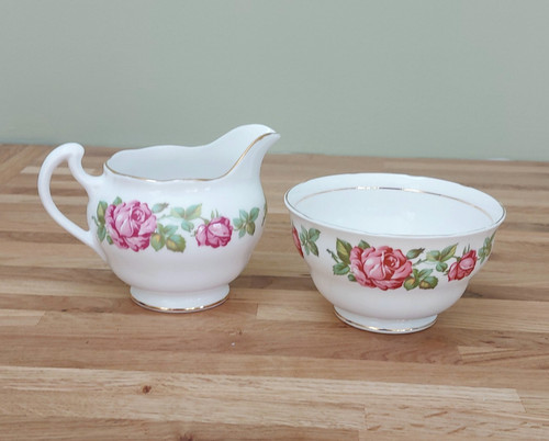 Royal vale bone - vale, roses