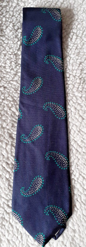 Turnbull asser hand - &,