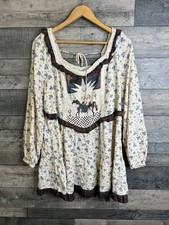 Urban Outfitters Tuftluck