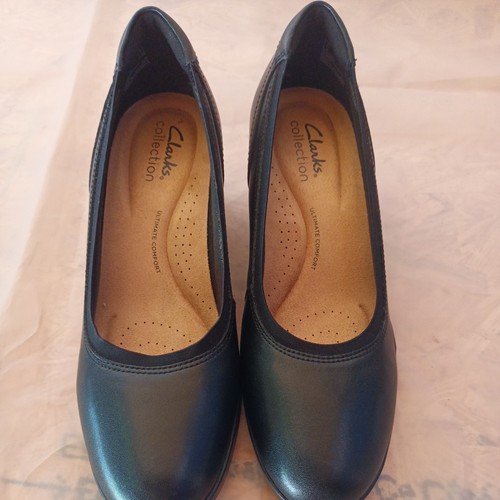 Clarks black leather classic - black,