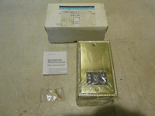 Shaver socket dual - dual, voltage